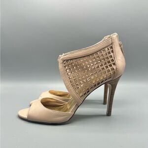 Jessica Simpson Jersee Women's  Caged Cuff Sandals Heels Shoes 8.